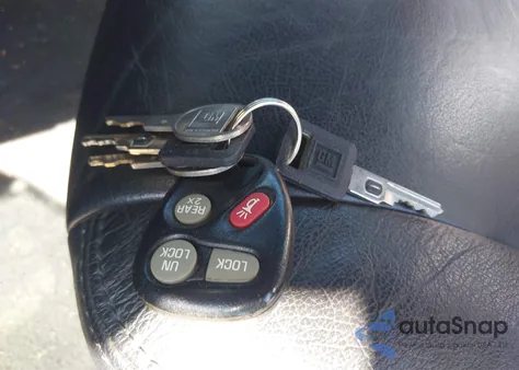 1998 Chevrolet Camaro Z28 из США, поврежденный, VIN 2G1FP22G2W2118336